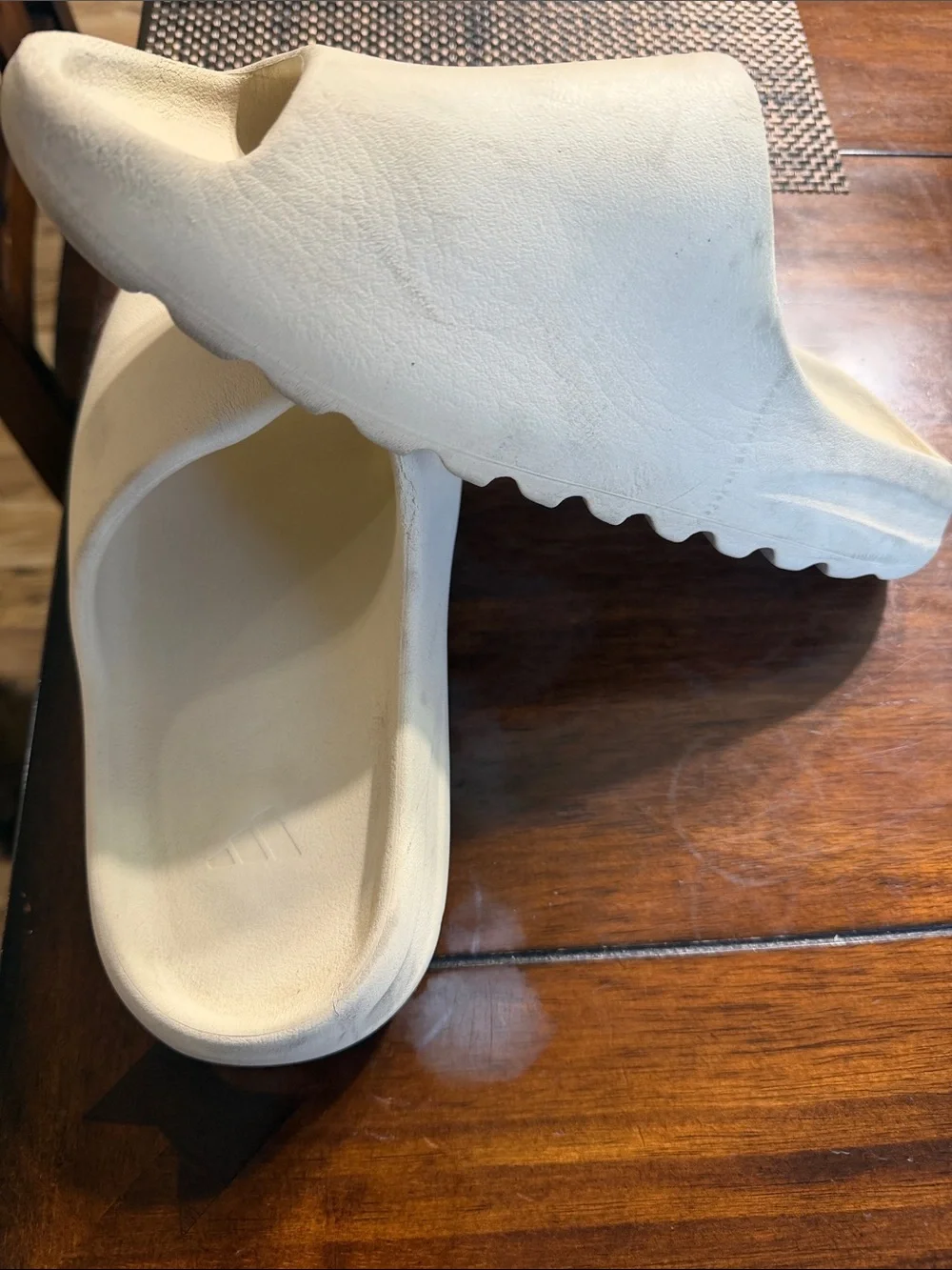 Yeezy men’s cream slides size 12 Worn- decent condition. No box.